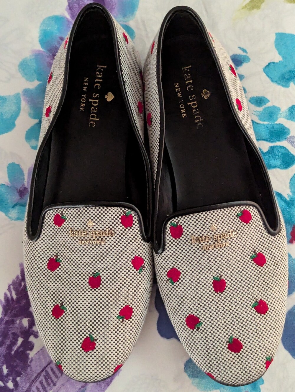 Kate Spade NY Claudia Apples Flats Embroidered Textile Sz 8